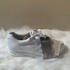 Supremes By SoftSpots Leather Shoes White Size 10W
